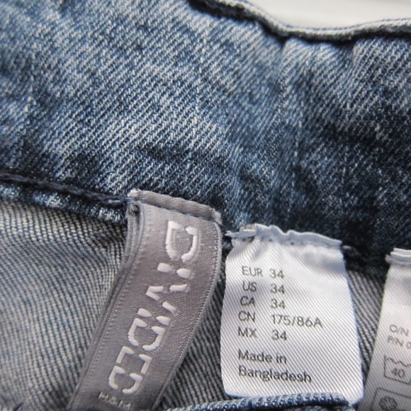 MENS H&M DIVIDED GREY LINE Acid Wash Distressed Denim Jeans Shorts - Picture 4 of 4